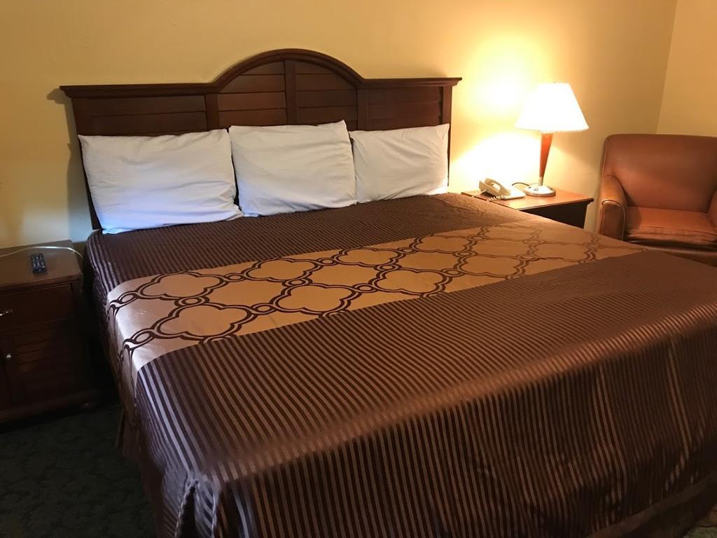 Alvin Extended Stay 외부 사진